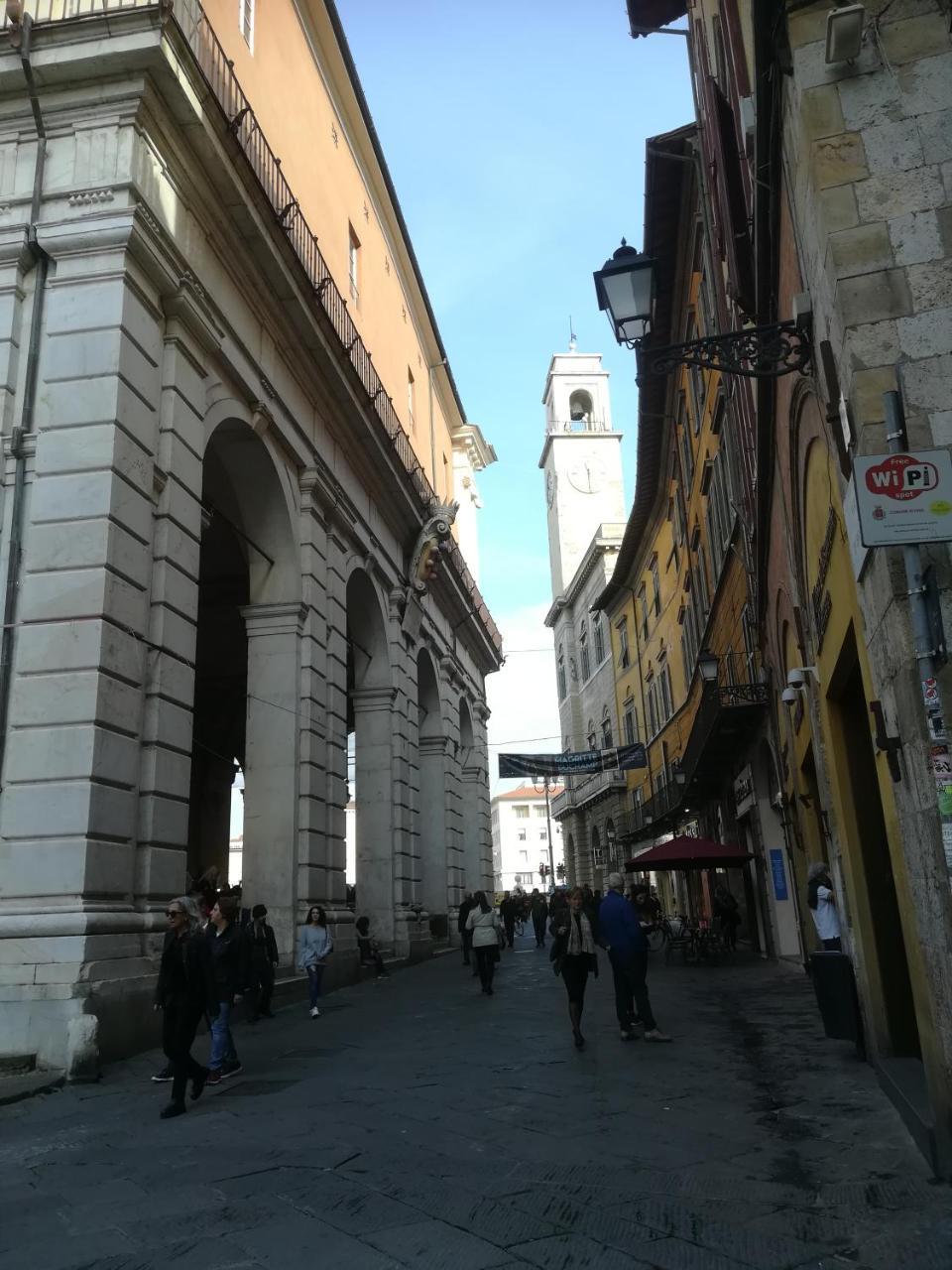 Bed and Breakfast Le Logge Pisa Exterior foto