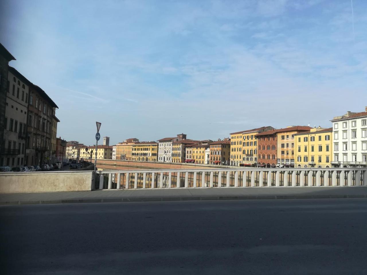 Bed and Breakfast Le Logge Pisa Exterior foto