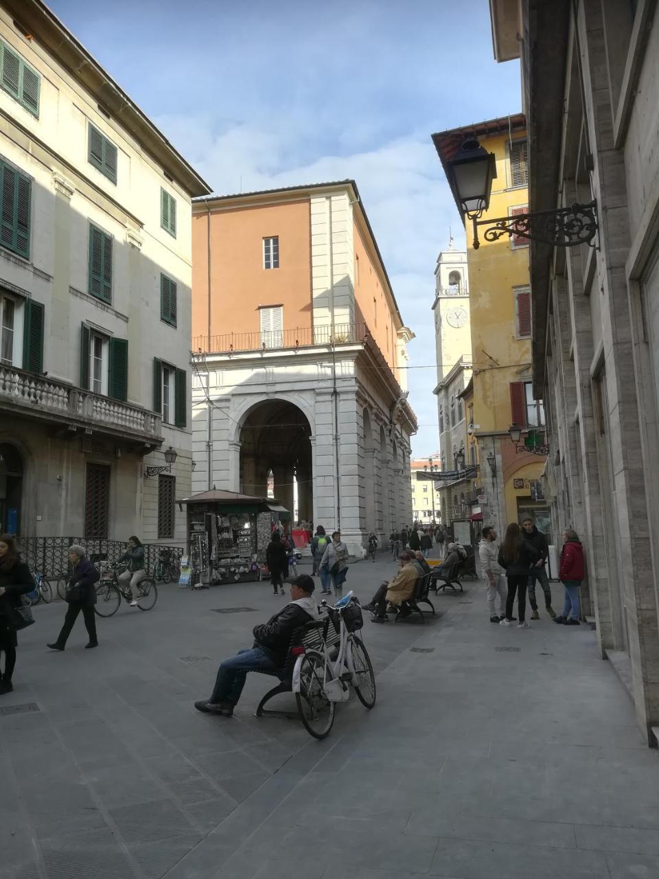 Bed and Breakfast Le Logge Pisa Exterior foto